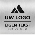 Aluminium Dibond Bord met Eigen Tekst – Geborsteld Zilver 12,5 x 12,5 cm Aluminium Dibond Bord met Eigen Tekst – Geborsteld Zilver 12,5 x 12,5 cm